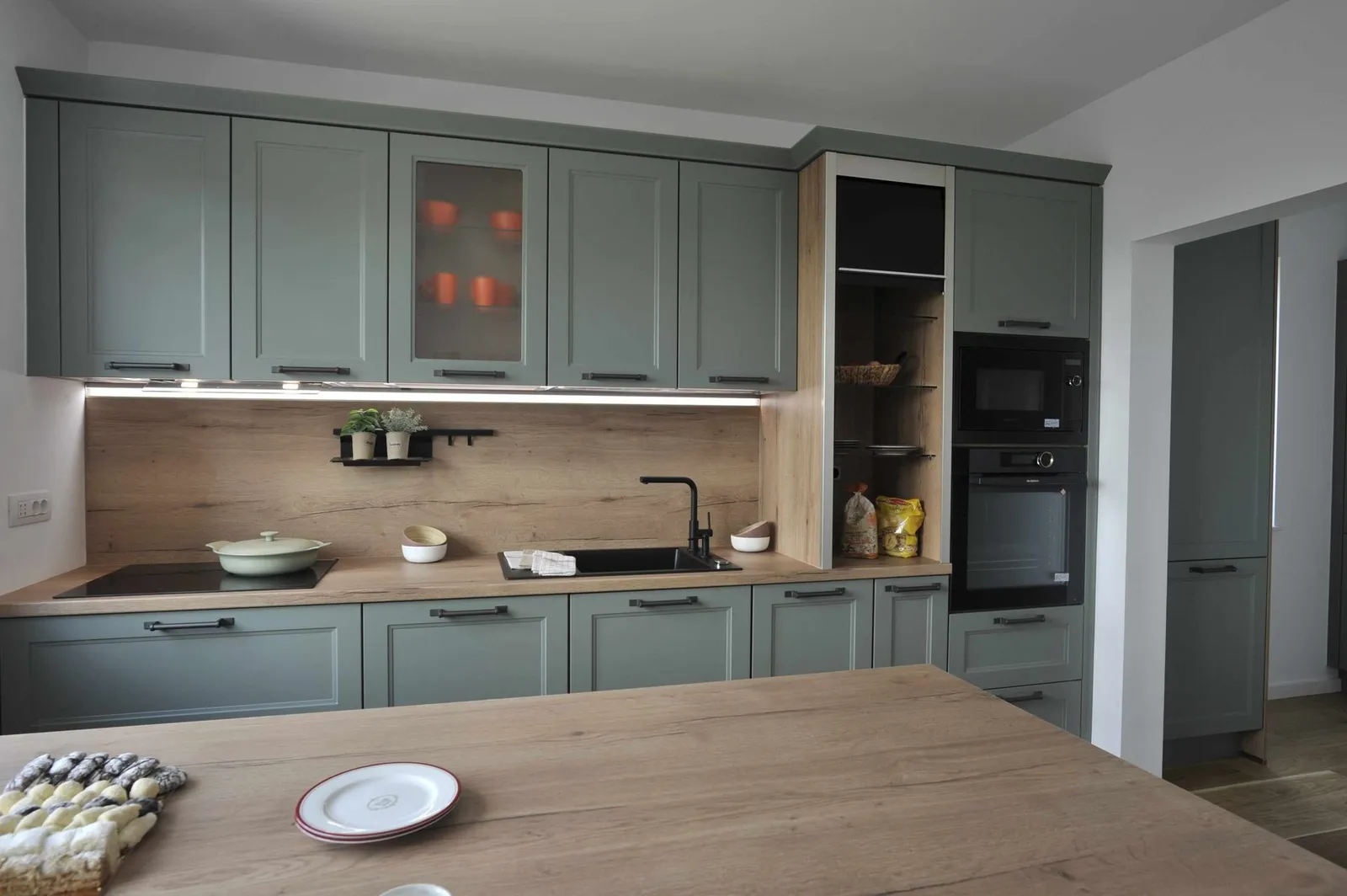 Frame Lack — verde, proiect Burdujeni, Suceava