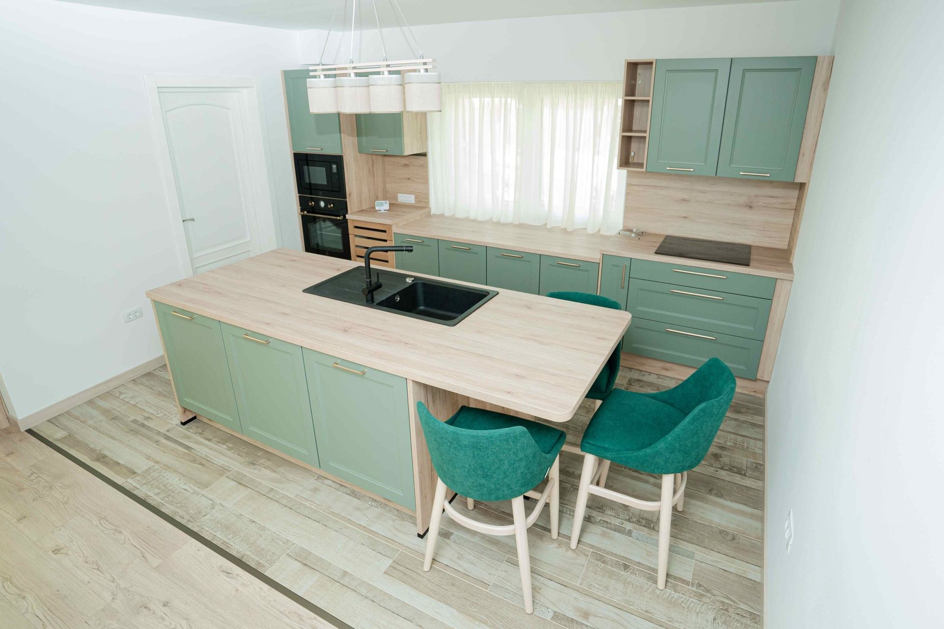 Frame Lack — verde, proiect Suceava