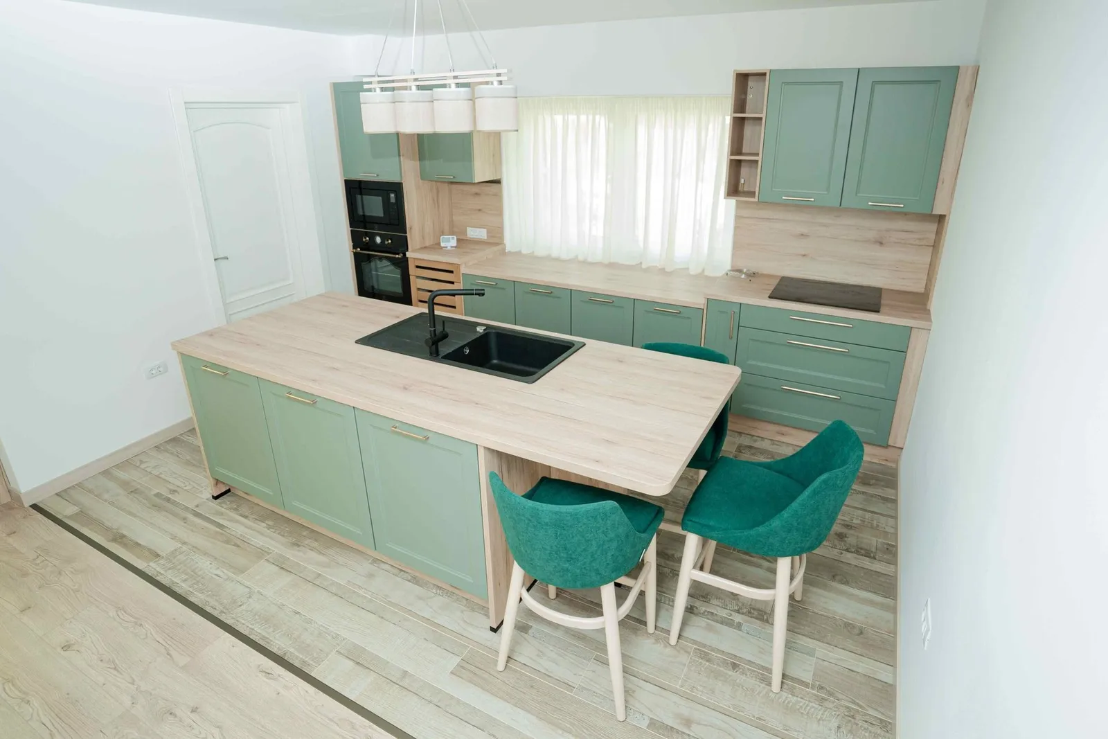 Frame Lack — verde, proiect Suceava