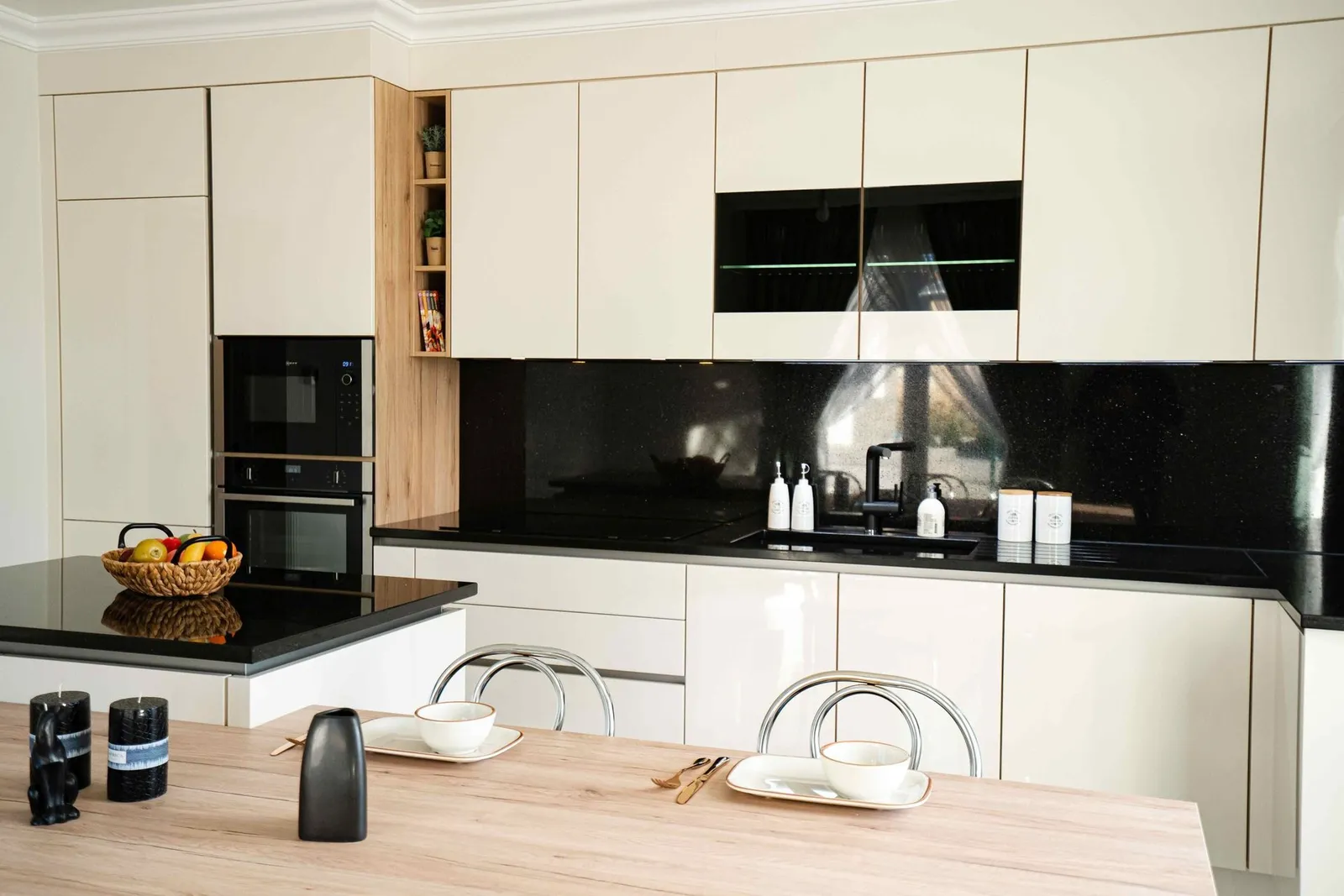 Lux — magnolia, proiect Bosanci, Suceava