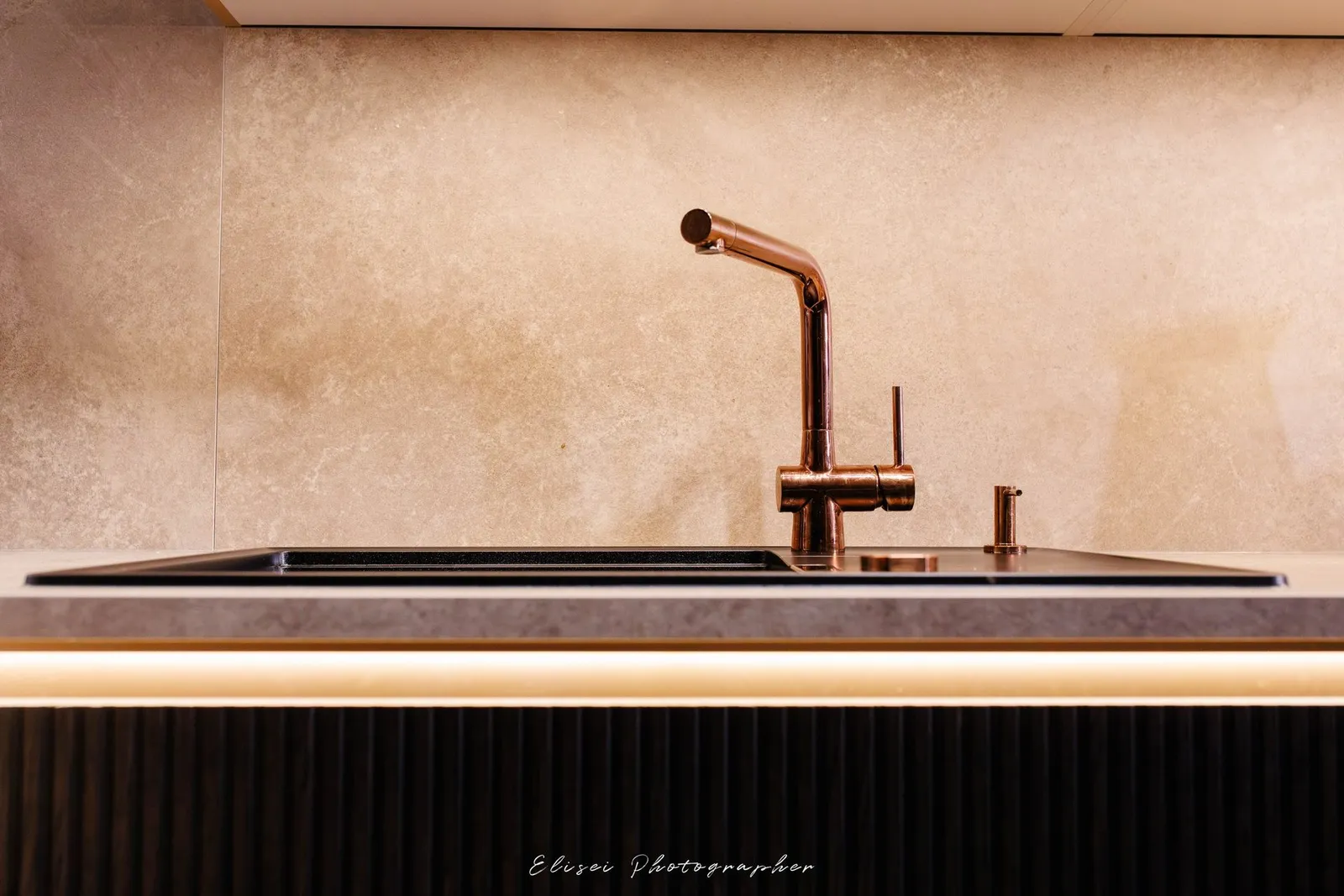 nolteneo — neolodge, blackened oak, grooved & soft lack caramel — poza 10