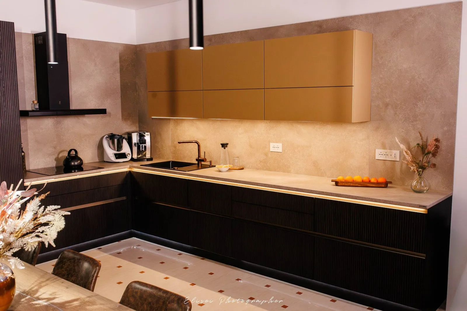 nolteneo — neolodge, blackened oak, grooved & soft lack caramel — poza 5
