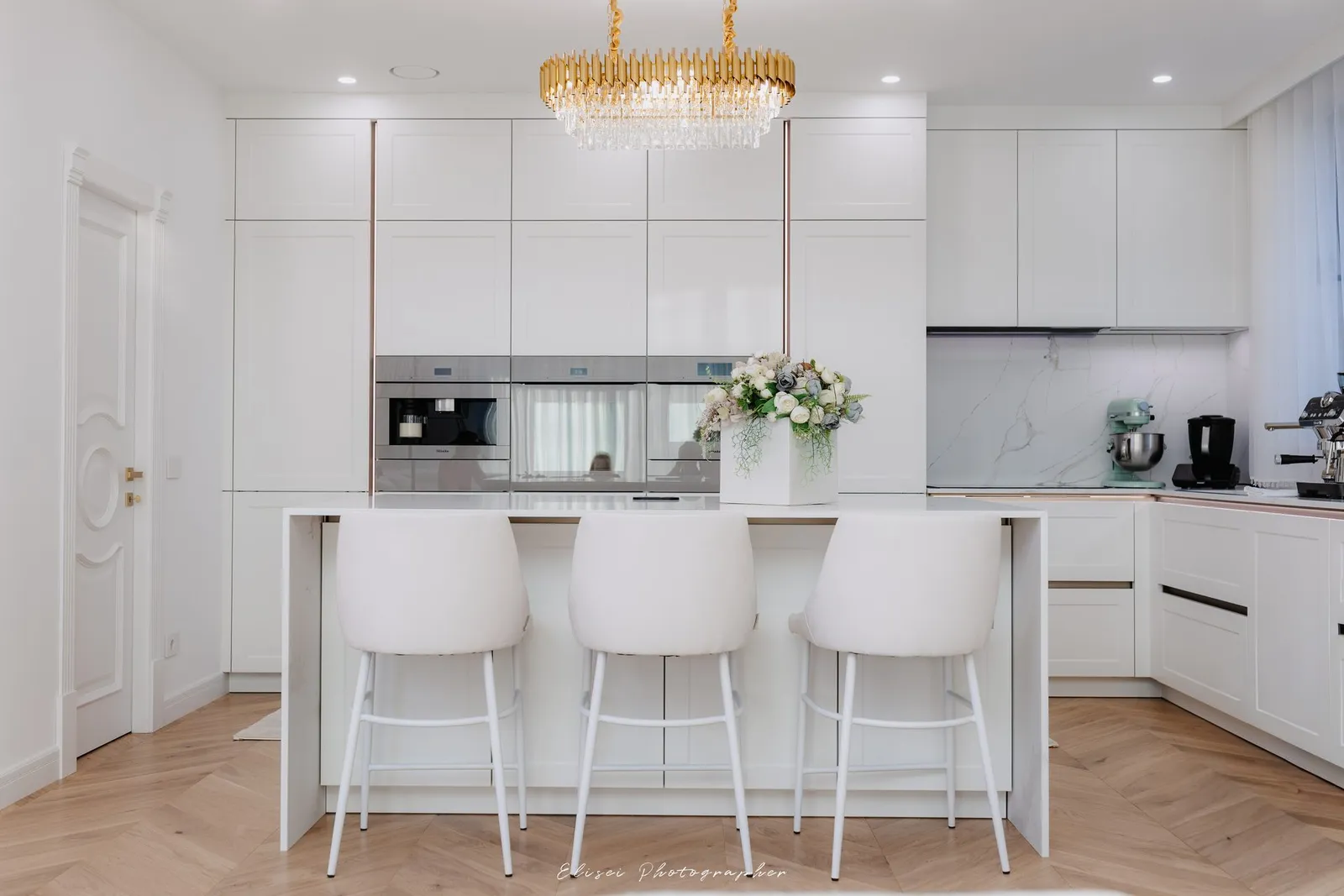Ravena Lack — white, proiect Suceava