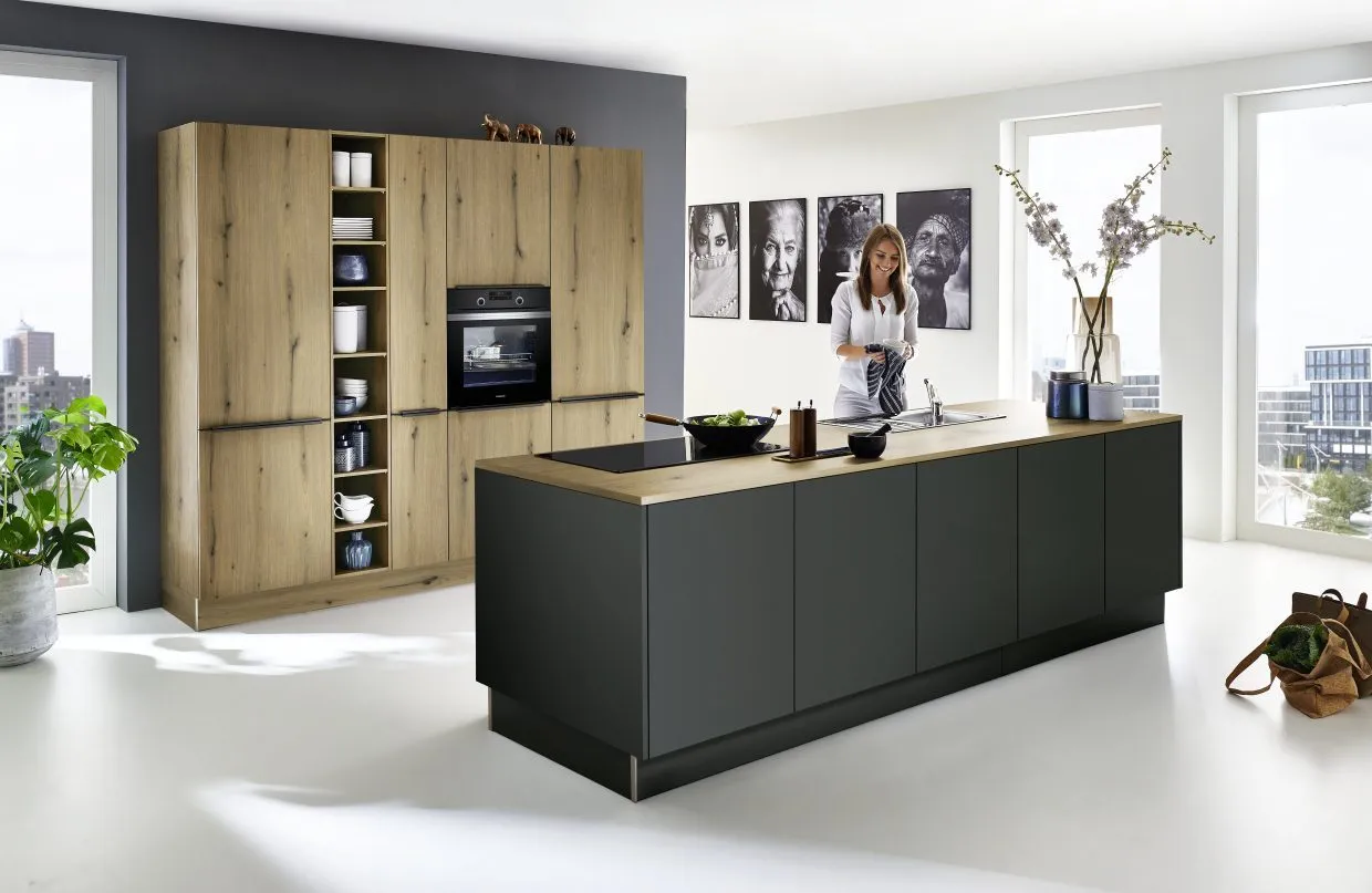Soft Lack Black Softmatt cu Manhattan volcanic oak
