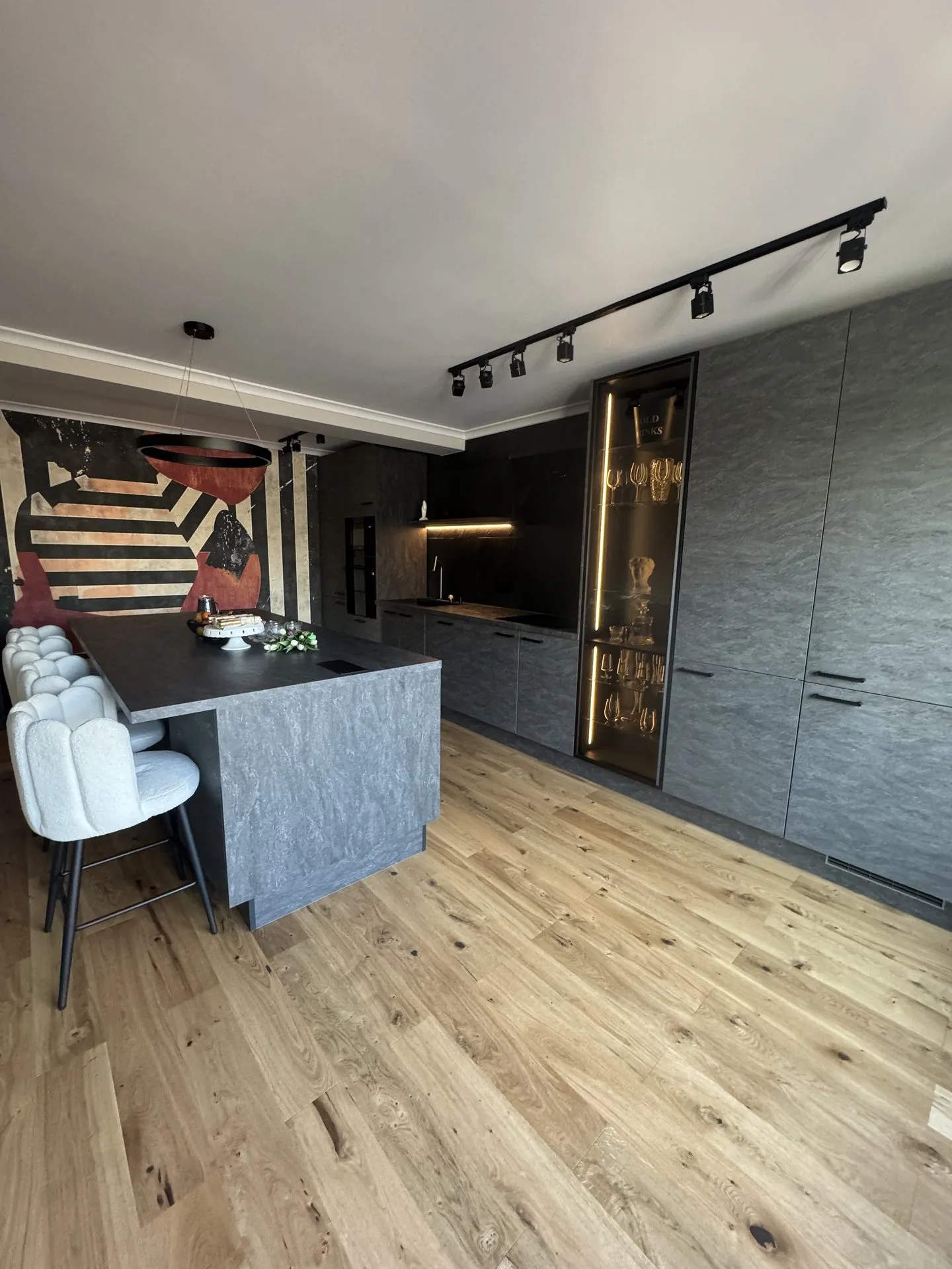 Stone — basalt — poza 2